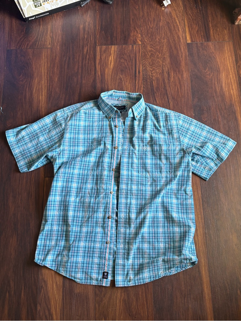 Ariat pro series men’s blue western plaid button down . Medium